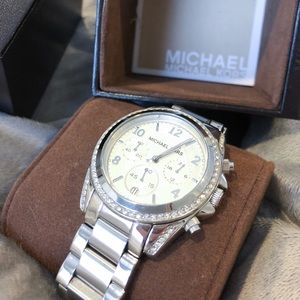 Like new Michael Kors silver watch
